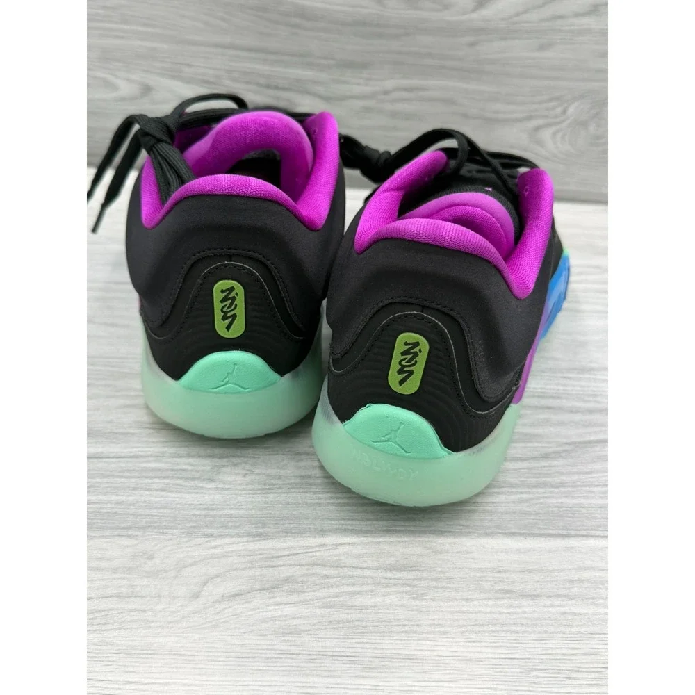 Nike Zion 4 